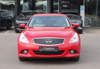 Подержанный автомобиль Infiniti G Sedan 2010 года (2 фото)