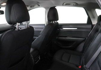 Подержанный автомобиль Mazda CX-5 2019 года (12 фото)