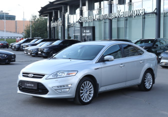 Подержанный автомобиль Ford Mondeo Sedan 2011 года (1 фото)