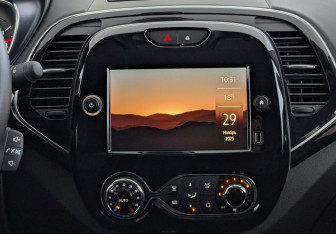 Подержанный автомобиль Renault Kaptur 2020 года (17 фото)