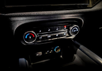 Подержанный автомобиль Chery Tiggo 4 2022 года (28 фото)