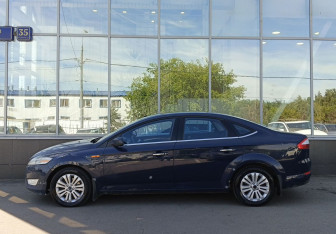 Подержанный автомобиль Ford Mondeo Sedan 2010 года (8 фото)