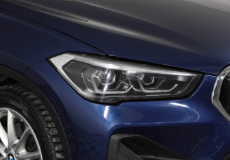 Подержанный автомобиль BMW X1 2021 года (7 фото)