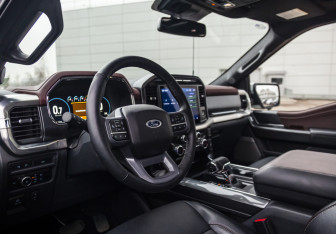 Новый Ford F-150 2023 (16 фото)