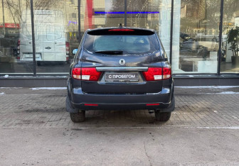 Подержанный автомобиль SsangYong Kyron 2013 года (7 фото)