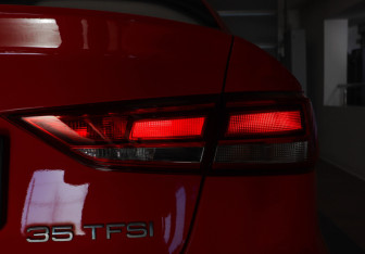 Подержанный автомобиль Audi A3 Sedan 2018 года (22 фото)