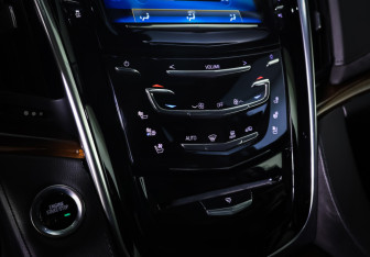 Подержанный автомобиль Cadillac Escalade Suv 2020 года (19 фото)