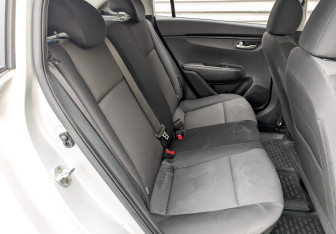 Подержанный автомобиль Kia Rio Hatchback 2021 года (12 фото)