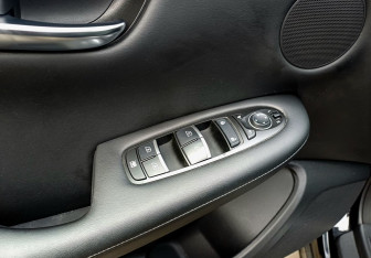 Подержанный автомобиль Infiniti QX50 2019 года (21 фото)