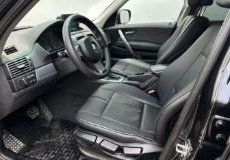 Подержанный автомобиль BMW X3 2010 года (9 фото)