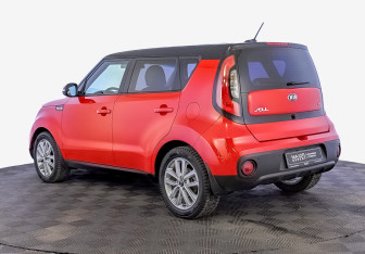 Подержанный автомобиль Kia Soul 2017 года (7 фото)