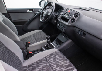 Подержанный автомобиль Volkswagen Tiguan 2011 года (9 фото)