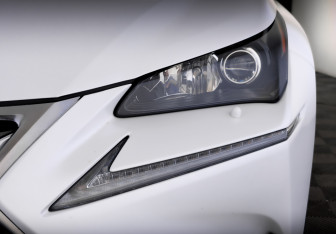 Подержанный автомобиль Lexus NX 2016 года (17 фото)