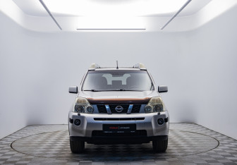 Подержанный автомобиль Nissan X-Trail 2008 года (2 фото)