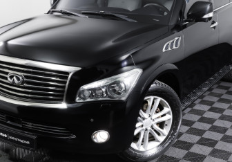 Подержанный автомобиль Infiniti QX56 2012 года (26 фото)