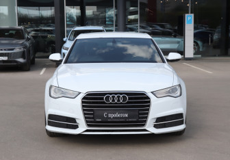 Подержанный автомобиль Audi A6 Sedan 2015 года (2 фото)