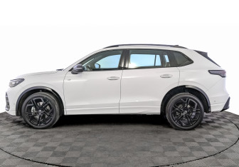 Новый Volkswagen Tiguan 2025 (3 фото)