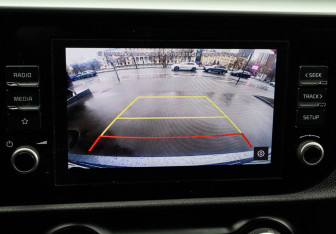 Подержанный автомобиль Kia Rio Hatchback 2020 года (18 фото)