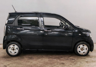 Подержанный автомобиль Honda N-WGN 2016 года (4 фото)