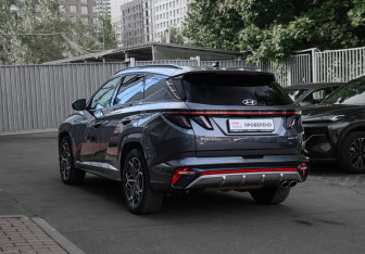 Подержанный автомобиль Hyundai Tucson 2022 года (6 фото)
