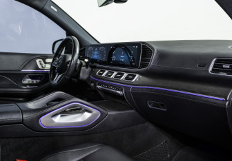 Подержанный автомобиль Mercedes-Benz GLE 2021 года (10 фото)