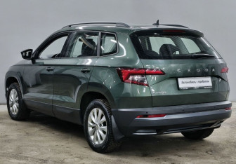 Подержанный автомобиль Skoda Karoq 2020 года (7 фото)