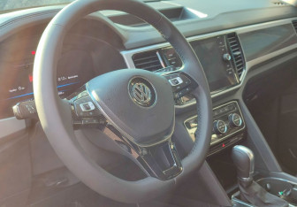 Подержанный автомобиль Volkswagen Teramont 2019 года (14 фото)