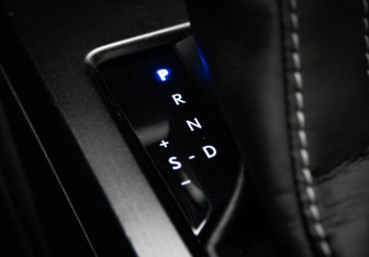 Подержанный автомобиль Lexus ES 2020 года (18 фото)