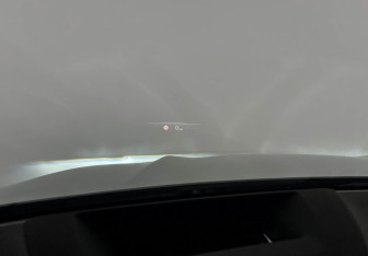Подержанный автомобиль BMW X5 2025 года (22 фото)