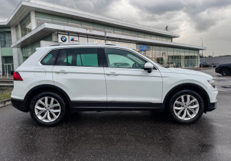 Подержанный автомобиль Volkswagen Tiguan 2017 года (4 фото)