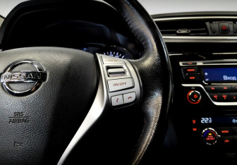 Подержанный автомобиль Nissan X-Trail 2018 года (26 фото)