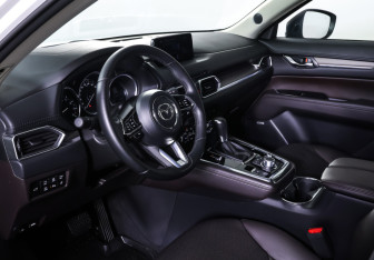 Подержанный автомобиль Mazda CX-8 2023 года (15 фото)