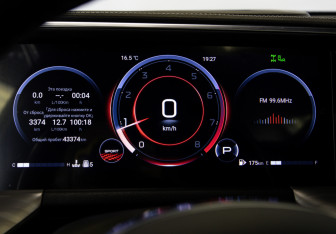 Подержанный автомобиль GAC GS8 2023 года (10 фото)