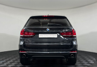 Подержанный автомобиль BMW X5 2015 года (4 фото)
