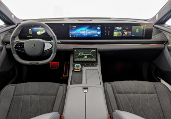 Новый Voyah Passion 2023 (6 фото)