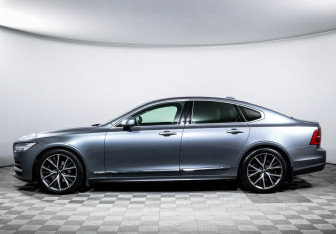 Подержанный автомобиль Volvo S90 2020 года (8 фото)