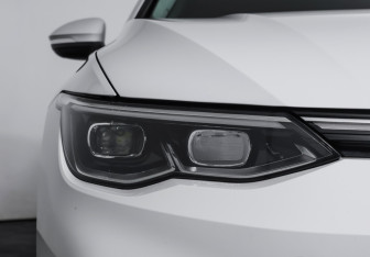 Подержанный автомобиль Volkswagen Golf Hatchback 2020 года (22 фото)