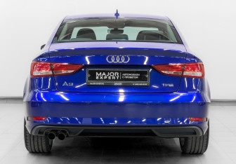 Подержанный автомобиль Audi A3 Sedan 2017 года (6 фото)