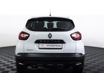 Подержанный автомобиль Renault Kaptur 2019 года (6 фото)