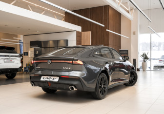 Новый Changan UNI-V 2024 (4 фото)