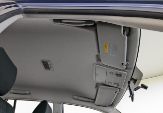 Подержанный автомобиль Suzuki Grand Vitara 2013 года (22 фото)