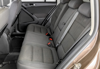 Подержанный автомобиль Volkswagen Tiguan 2016 года (12 фото)