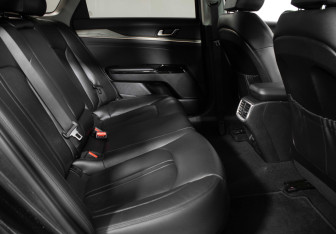 Подержанный автомобиль Kia K5 2020 года (14 фото)