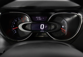 Подержанный автомобиль Renault Kaptur 2019 года (12 фото)