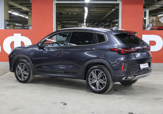 Подержанный автомобиль Exeed LX 2022 года (7 фото)