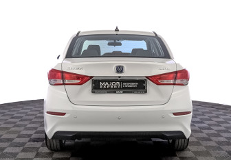 Подержанный автомобиль Changan Alsvin 2023 года (6 фото)