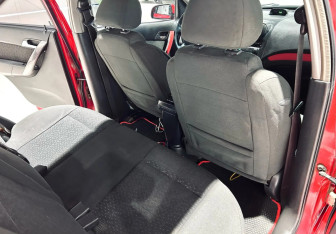 Подержанный автомобиль Chevrolet Aveo Sedan 2008 года (13 фото)