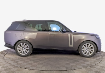 Подержанный автомобиль Land Rover Range Rover 2023 года (4 фото)