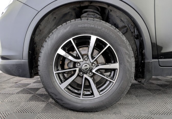 Подержанный автомобиль Nissan X-Trail 2019 года (18 фото)