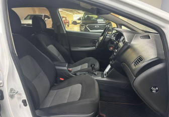 Подержанный автомобиль Kia Ceed Wagon 2016 года (10 фото)